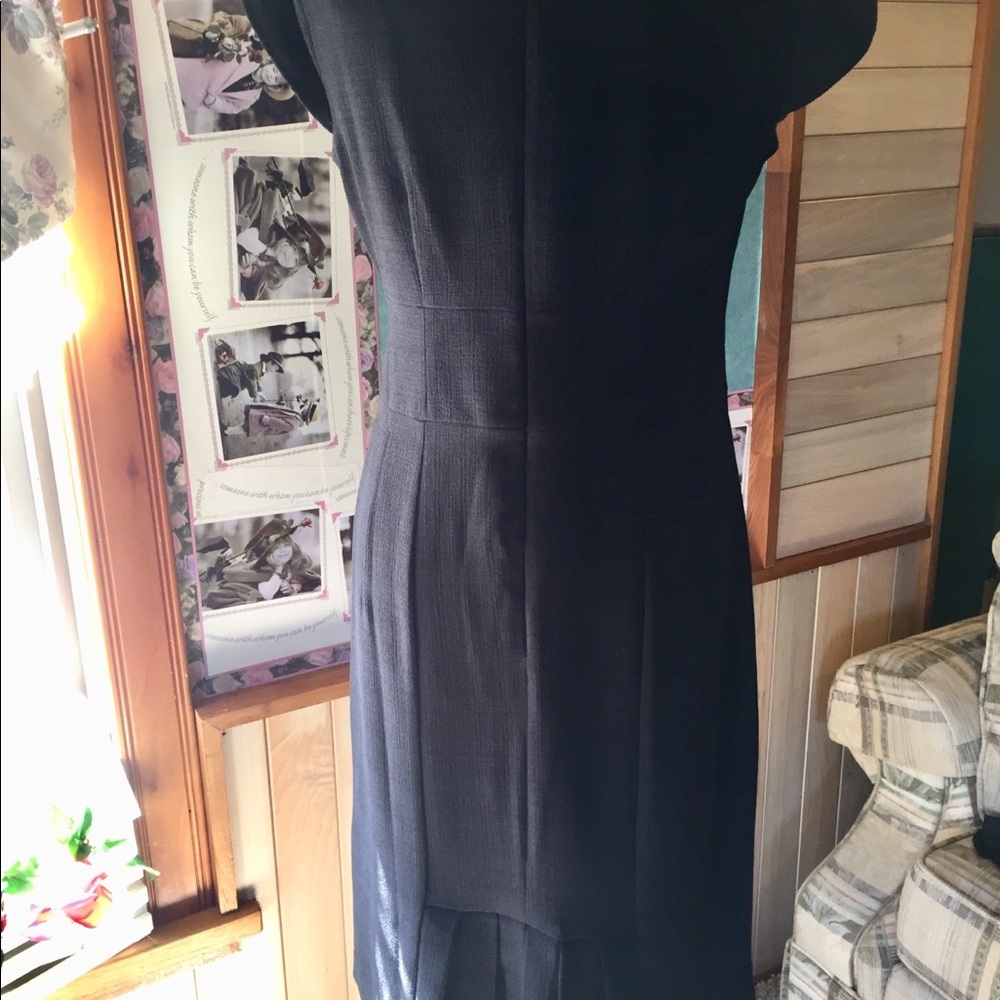 Dress - Picture 3 of 8